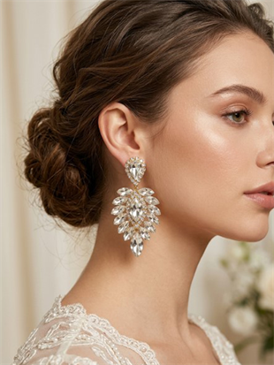 Gold Gümüş Rengi Vera Mekik Vip Kristal Taşlı Abiye Gelin Küpesi