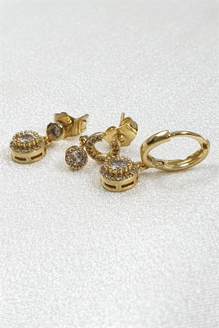 Gold Renk Zirkon Taşlı Ay Desenli Küpe