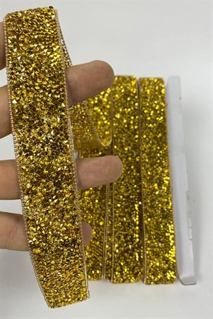 Gold Ütüyle Yapışan Taşlı Zincirli Şerit Aplik