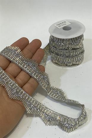 شمعدان حائط حجري ذو طرف منخفض من الحديد باللون الفضي