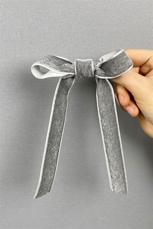 Gümüş Fiyonklu Kadife Kurdeleli Saç Tokası