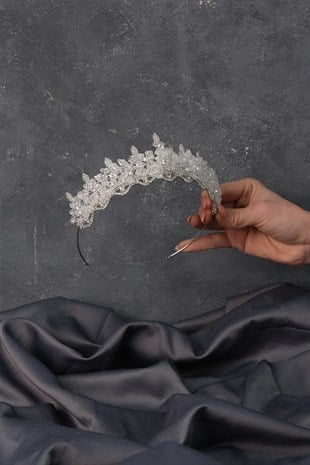 Gümüş Kristal Boncuklu Bade Gelin Tacı