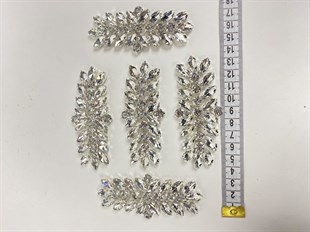 Silver Shuttle Glass Applique Stone Motif