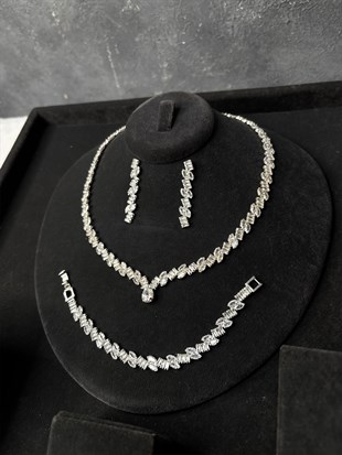 Gümüş Rengi Lüks Baget Zirkon Kolye Küpe Bileklik Set Gelin Kına Takı