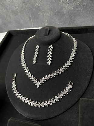 Gümüş Rengi Modern Zirkon Kolye Küpe Bileklik Set Şık 3lü Set / Takı Seti Abiye Gelin Takı