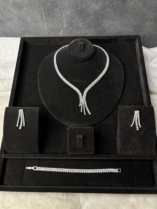 Gümüş Rengi Şık Zirkon Taşlı Kolye Küpe Bileklik 3 lü Set Nişan Davet Takı