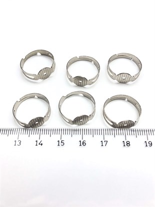 Silver Color Ring Apparatus