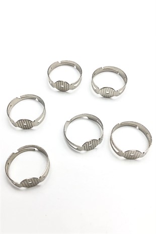 Silver Color Ring Apparatus