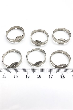 Silver Color Ring Apparatus