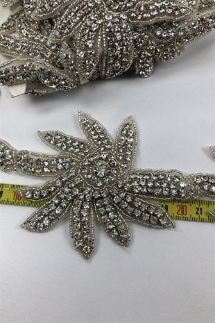 اللون الفضي نمط الأزهار الحديد على الشريط الحجري