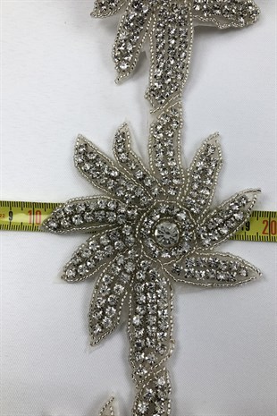 اللون الفضي نمط الأزهار الحديد على الشريط الحجري