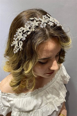 Gümüş Renk Lale Desenli Kristal Boncuklu Gelin Tacı