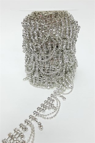 سلسلة فضية اللون حجر الشريط مزينة بشراشيب الحجر