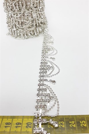 سلسلة فضية اللون حجر الشريط مزينة بشراشيب الحجر