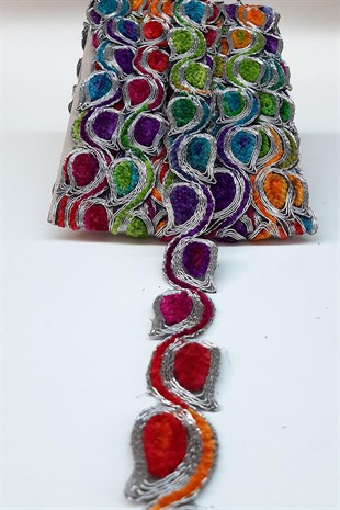 Gümüş Şal Desenli Antik Şerit Güpür