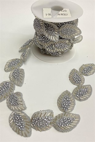 الفضة ورقة نمط الحديد على الشريط زين الحجر