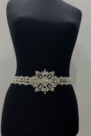 نجمة فضية منقوشة فستان سهرة بحزام ألباني حجري