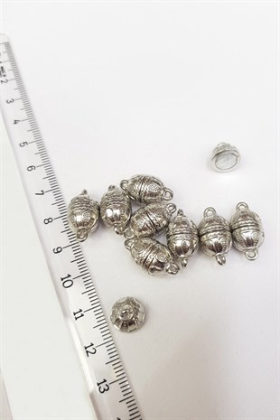 قلادة مجوهرات فضية مستديرة مغناطيسية