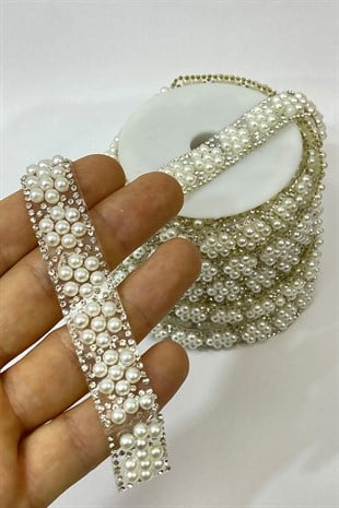 شريط حجر لؤلؤي مزين بالكي 1 متر