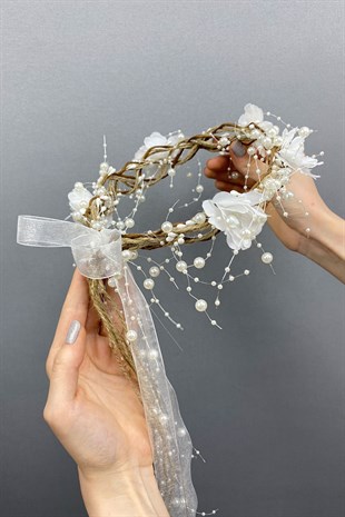 İncili Çiçekli Özel Tasarım Dış Çekim Gelin Tacı ve Saç Aksesuarı