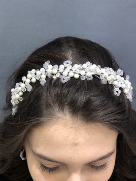 إكسسوار لينا وايت بيرل وكريستال للشعر