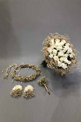 Islak Beyaz Güllü Cipsolu Gelin Buketi Seti