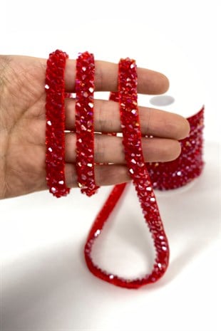 Janjanlı Kristal Boncuk İşlemeli Şerit