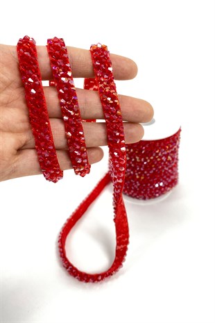 Janjanlı Kristal Boncuk İşlemeli Şerit