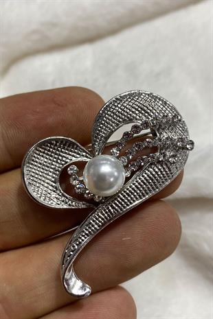 بروش طوق فستان من حجر اللؤلؤ على شكل قلب