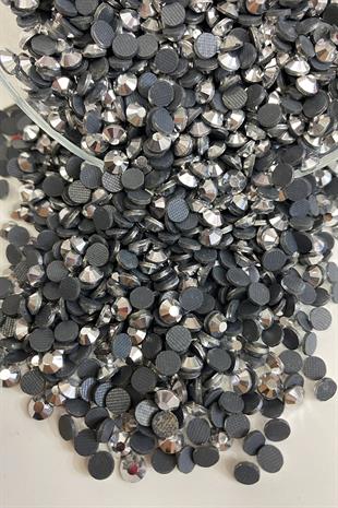 Plated Silver Iron-On Beads Ss20 5mm Adhesive Stone 25 grm