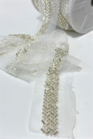 Kesme Boncuk İşlemeli Şerit Bordür 1 mt