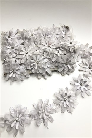 Kırık Beyaz 3 Boyutlu Taşlı Tüllü Çiçek Şerit