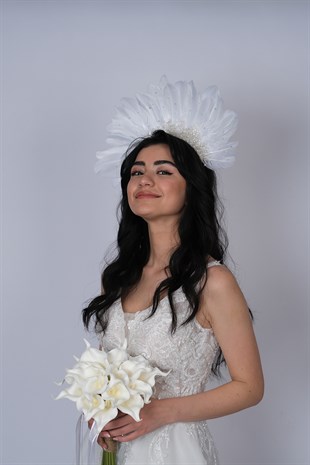 Off-White Eagle Feathered Stone Special Design Bridal Henna Crown