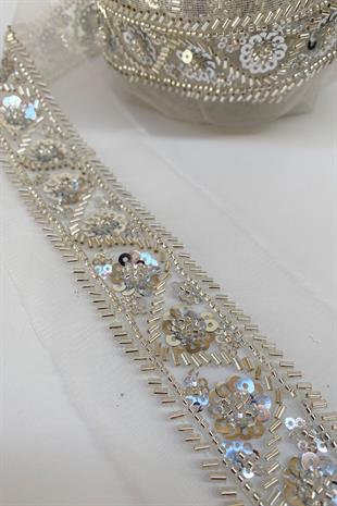 Kırık Boncuk Ve Pul İşlemeli Şerit Bordür