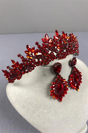 Red Belur Bridal Henna Crown and Shuttle Earring Set