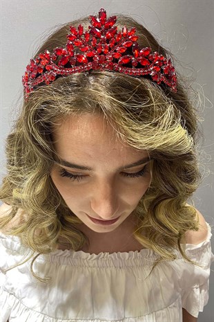 Red Berlin Model Bride Henna Crown