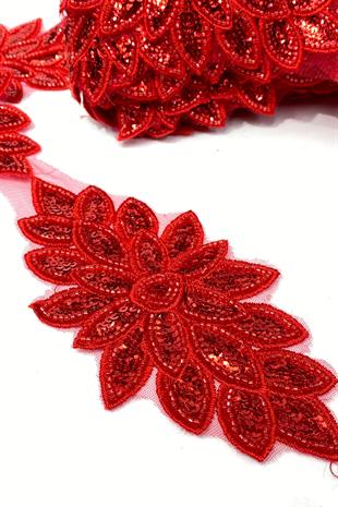 Kırmızı Boncuk İşlemeli Çiçek Desen Baklava Geniş Şerit Aplik 1 Metre
