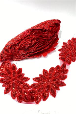 Kırmızı Boncuk İşlemeli Çiçek Desen Baklava Geniş Şerit Aplik 1 Metre