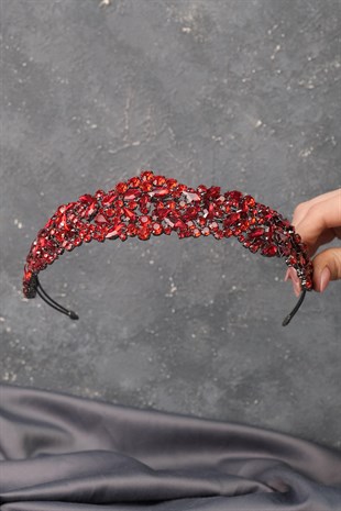 Red Ela Band Model Bridal Crown Hair Accessory