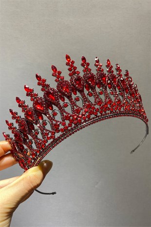 Red Henna Model Bride Henna Crown