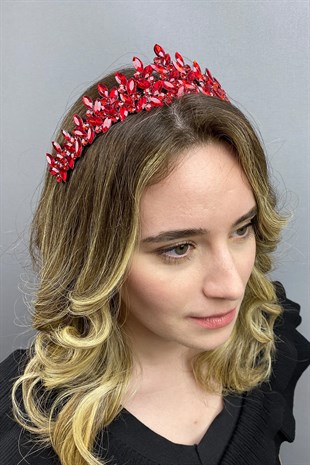 Red Subra Model Bridal Henna Crown