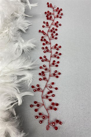 إكسسوار شعر تيارا مطرز باللون الأحمر