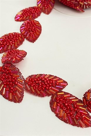 Kırmızı Yaprak Desen Ütüyle Yapışan Şerit Taş Aplik