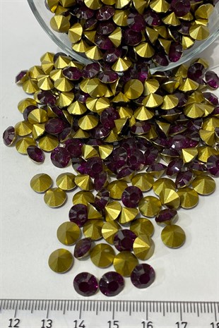 Dark Fuchsia Slotted Adhesive Stone 50 pcs