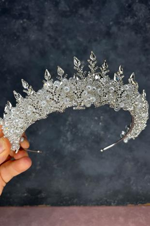 Cream Beaded Design Bridal Henna Crown