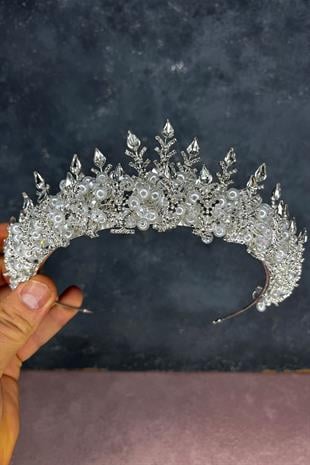 Cream Beaded Design Bridal Henna Crown