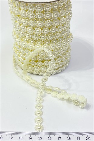 Cream Flower Patterned Half Plastic Strip Pearl 10 mt