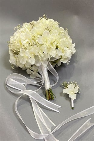 Cream World Model Bride Bouquet with Hydrangea Groom Boutonniere