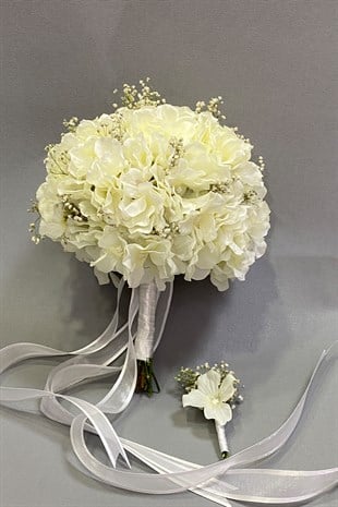 Cream World Model Bride Bouquet with Hydrangea Groom Boutonniere