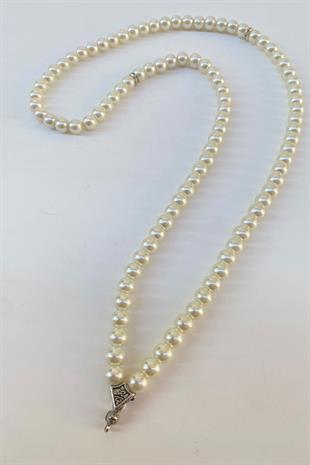 مسبحة جاهزة مطرزة باللؤلؤ الكريمي 99 لو